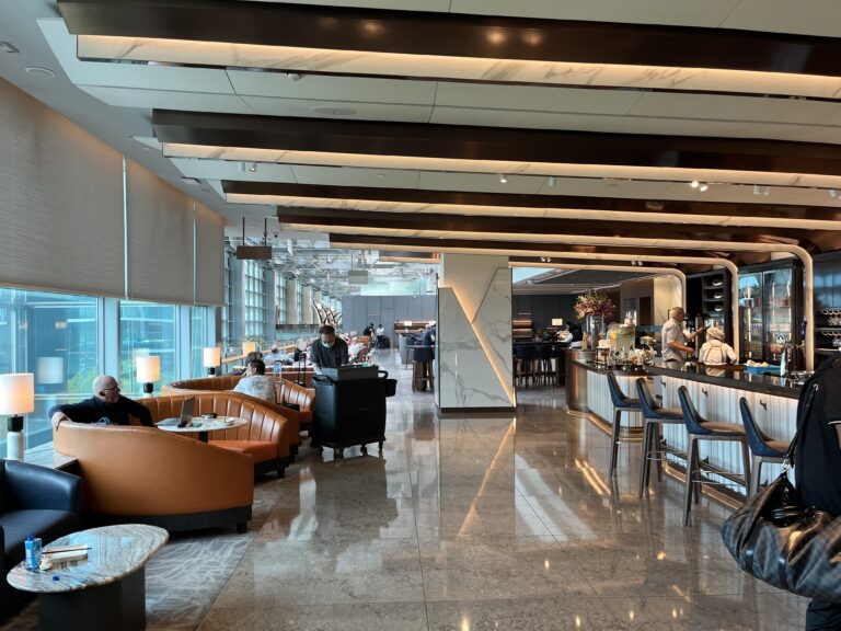 シンガポール航空シルバークリスラウンジ＿チャンギ空港 - Voyage to